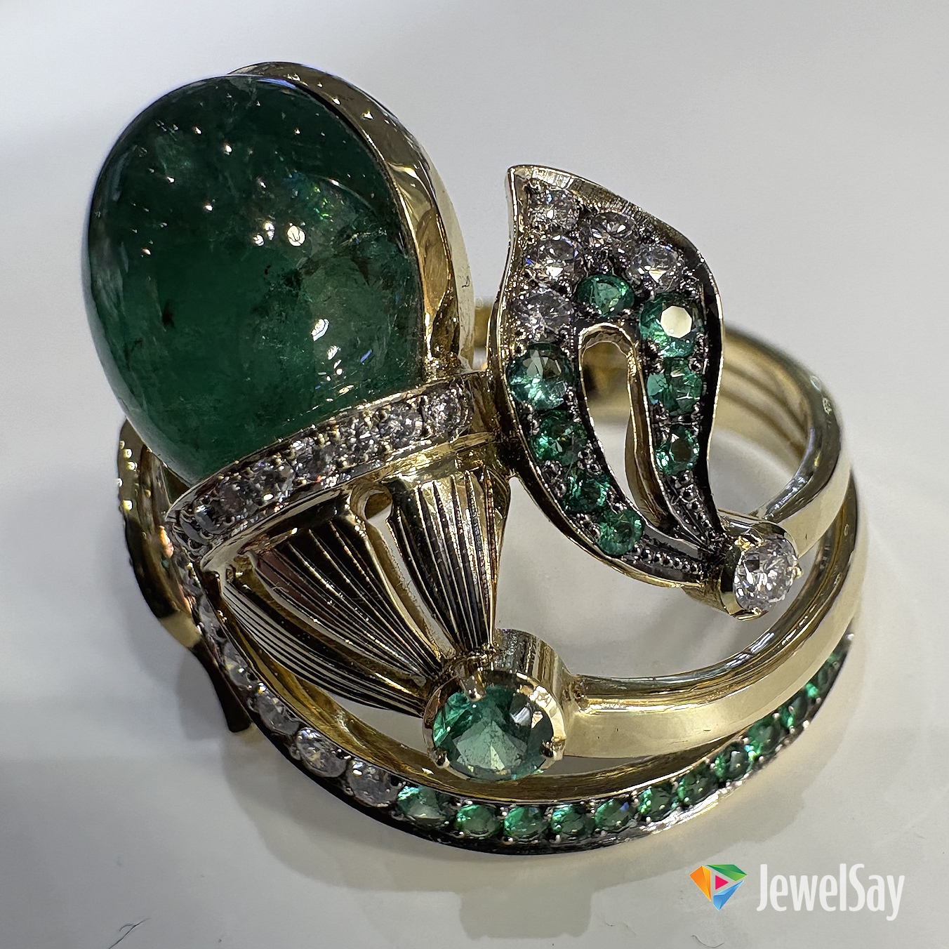 Эксклюзивные ювелирные украшения — это не просто красивые изделия, а произведения искусства, которые имеют свою историю, дух и индивидуальность Эксклюзивные ювелирные украшения — это не просто красивые изделия, а произведения искусства, которые имеют свою историю, дух и индивидуальность