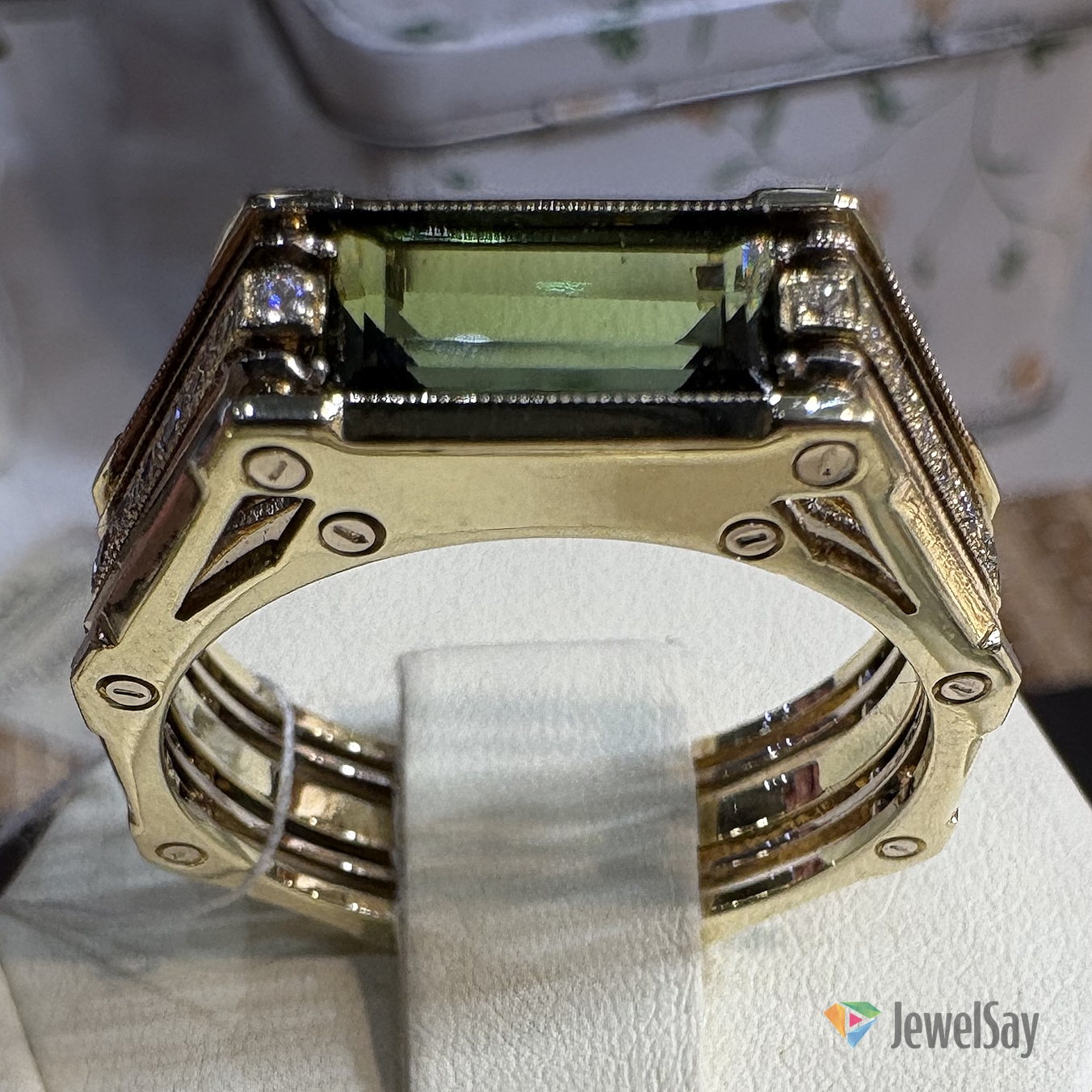 Выставка ювелиров JewelSay