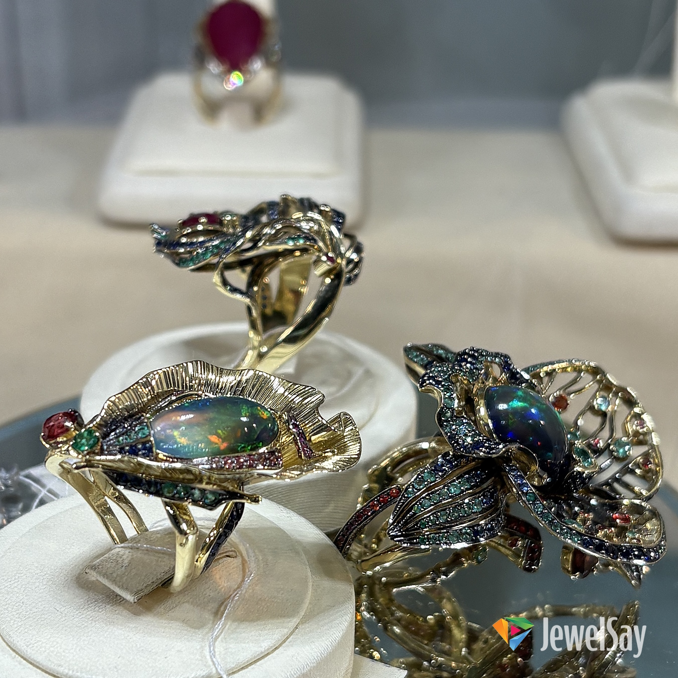 В мире, где каждая деталь имеет значение, видео становятся неотъемлемой частью успешной покупки или заказа ювелирного изделия