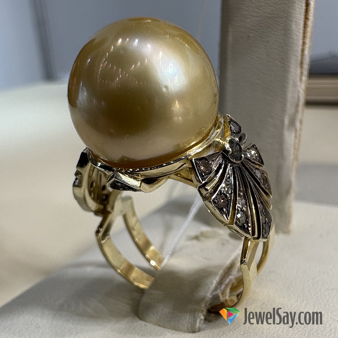 Эксклюзивные и уникальные коктейльные украшения для дам на заказ Эксклюзивные и уникальные коктейльные украшения для дам на заказ